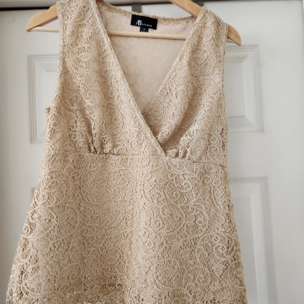 Cute sleeveless top